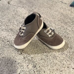 Grey soft sole sneakers